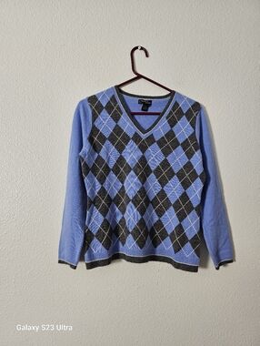 Blue and Charcoal Argyle V-Neck Sweater Sz MP